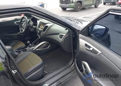 2016 Hyundai Veloster z USA, uszkodzony, nr VIN KMHTC6AD7GU256577